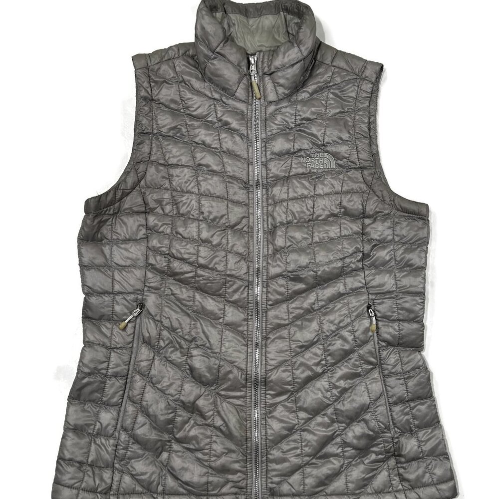 The North Face Thermoball Vest Womens Small Gray Quilted Puffer Jacket Full Zip